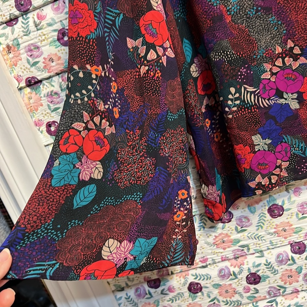 Blouse - Picture 3 of 3